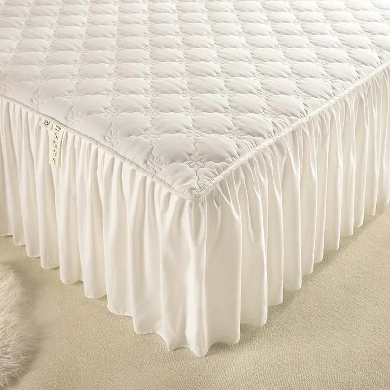 Description Picture 4 of itemThickened Bed Skirt Solid Color Bed Cover Quilted Mattress Protector покрывало Skin-friendly Bedspread (No Pillowcase)