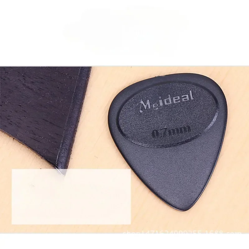 Non-slip Nylon Acoustic Electric Guitar Picks Plectrums for Musical Instruments Guitar Parts Accessories 10pcs/pack 0.7mm Random