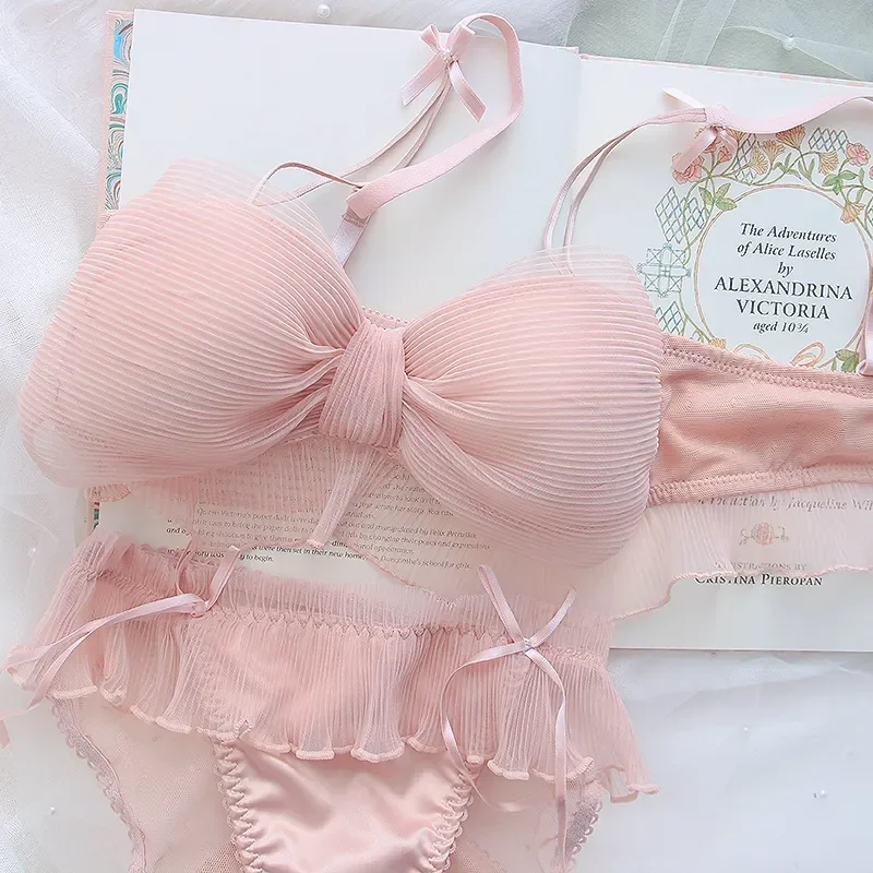 

New Japanese Bras Lolita Girls Folds Bow Lovely Underwear Set Mesh Sweet Rimless Bra Comfortable Sweet Cute Bralette Sets