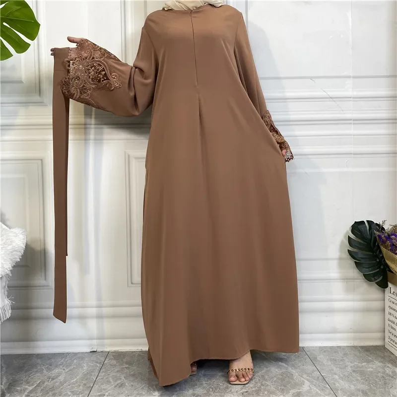Ramadan Muslim Dress Women Eid Islam Abaya Dubai Femme Lace Floral Zipper Modest Dresses Elegant Ladies Musulmans Robe  kaftan