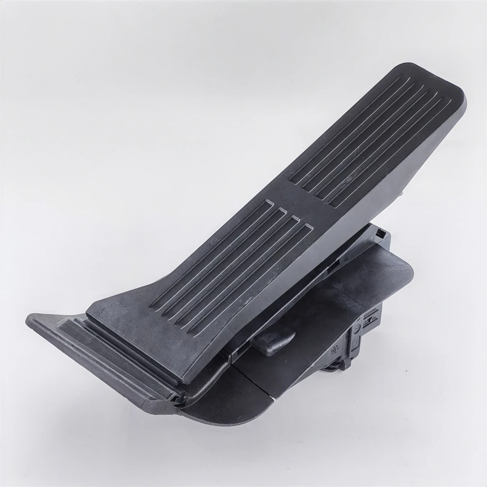 1108100-CN01 Electronic Throttle Accelerator Pedal Assembly Accelerator Pedal Sensor for Changan