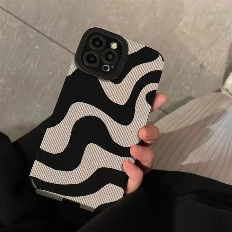 thumbnail image 1 of Funda de teléfono a rayas de cebra a la moda para iPhone 14 Pro Max 11 12 13 Pro 7 8 Plus X XS Max XR, funda trasera de silicona suave a prueba de golpes, 1 of 5