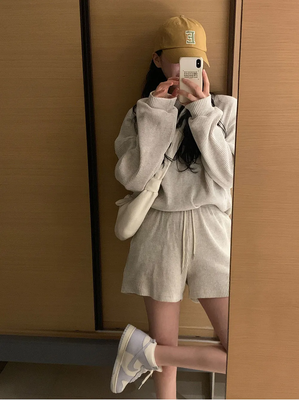 Fatos de Treino para Mulher Terno o Pescoço Moletom + Shorts Casual Solto Sólida Duas Peças Manga Comprida Senhora Sweatsuits Cor 15 Weddings & Events