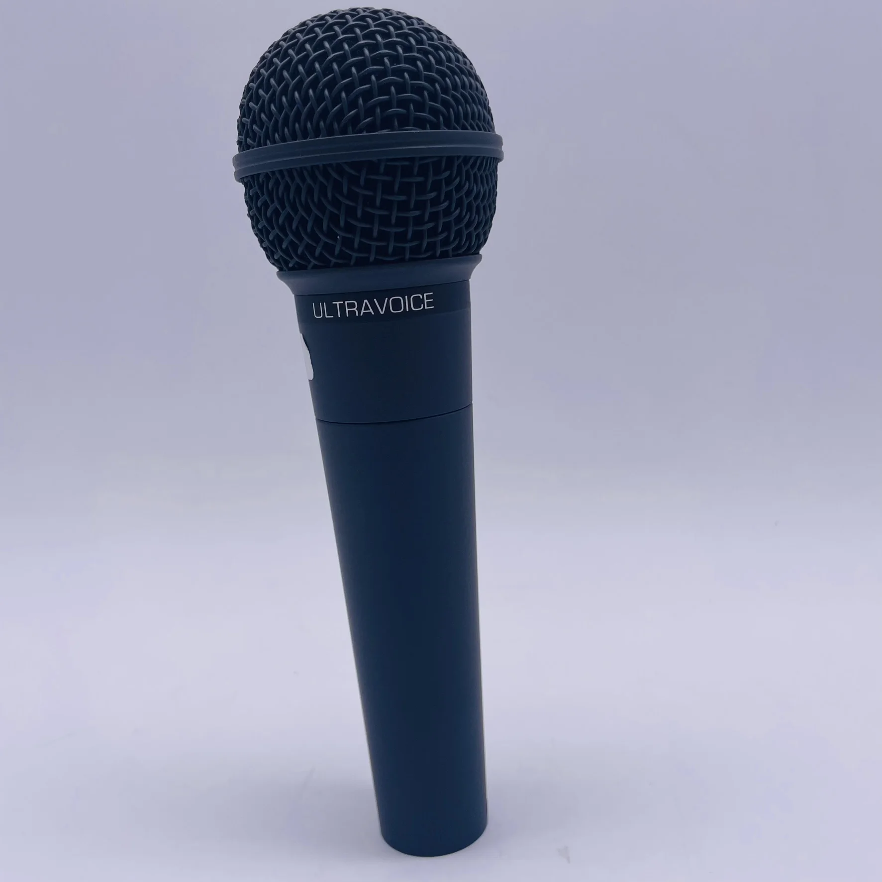 BEHRINGER U-PHORIA UM2 興味深く マイクXM8500とケーブルセット