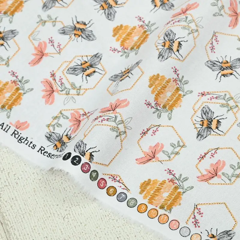 Half Meter Plain Weave Cotton Fabrics Nordic Style Little Bee Cotton Printing Fabrics Handmade DIY Bags Clothing