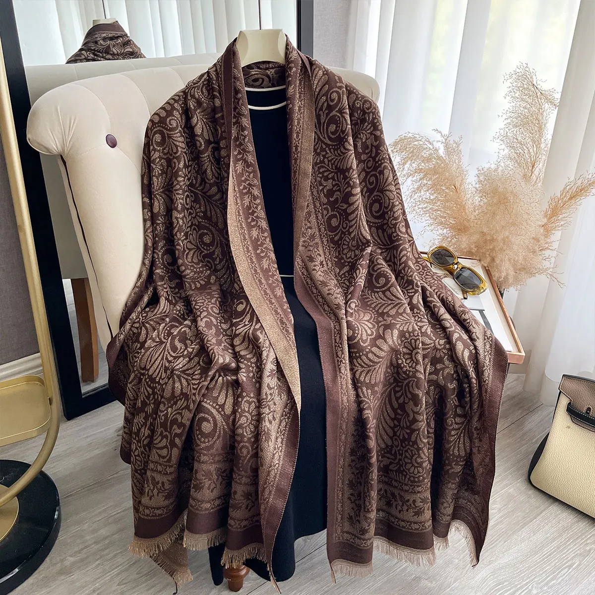 Elegant Ladies Muslim Hijab Golden Thread long Scarf With Spring and Autumn Sun Protection Scarf Decoration Shawl Wrap Headscarf