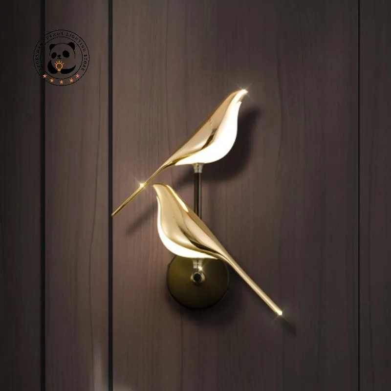 

Nordic Designer Art Magpie Bird Led Wall Lamp Etallic Luster Creative Bedroom Bedside Parlor Background Wall Decor Light Fixture