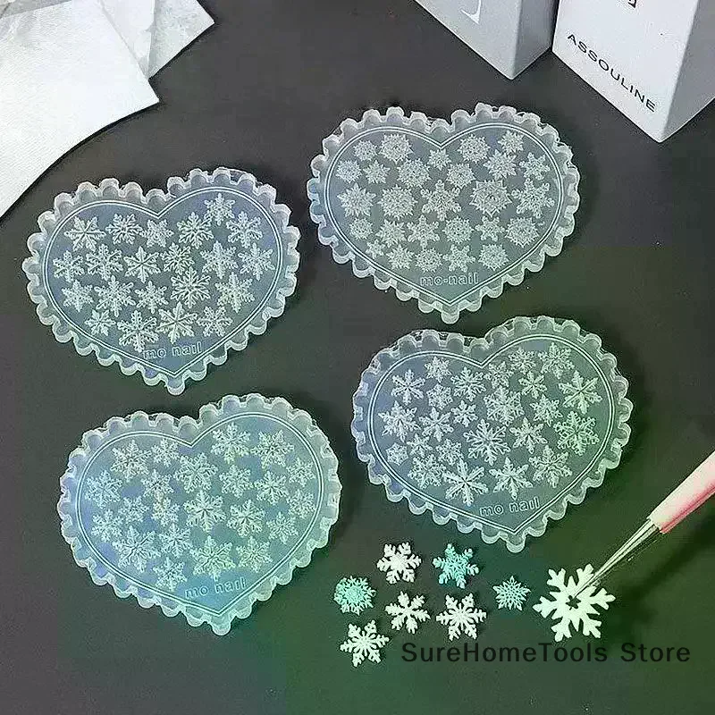 Christmas Snowflakes 3D Acrylic Nail Mold Nail Art Decoration DIY Silicone Transparent Manicure Template For Nail Charm