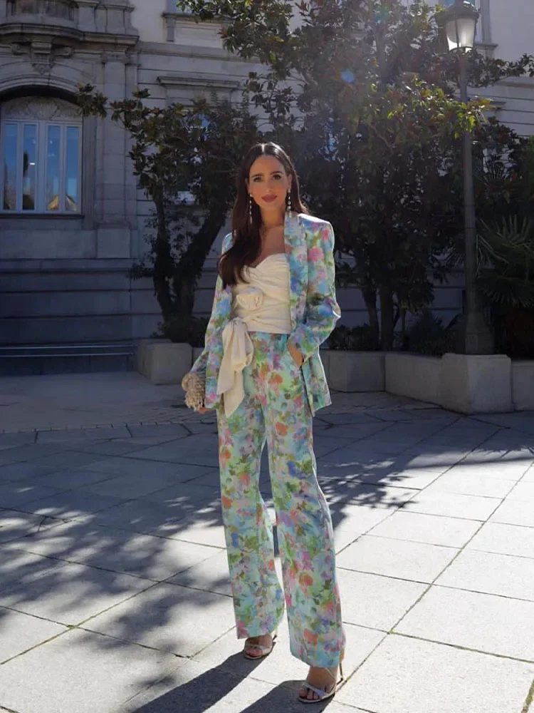 

Women 2023 New Fashion Double Breasted Printed Satin Texture Blazer Coat Vintage Long Sleeve Pockets Female Outerwear Chic Tops