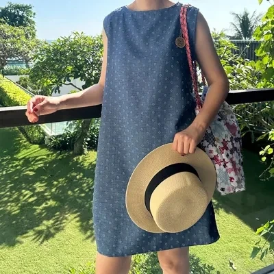 

2024 Summer Korean O-Neck Embroidered Jacquard Denim Vest Women's Dress Casual Loose Holiday Style Mini Dress
