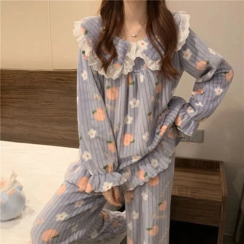 Warm Sleepwear Small Bear Peach Coral Velvet Two-Piece Set Women Pajamas Autumn and Winter Thickening Home Wear School Sleepwear