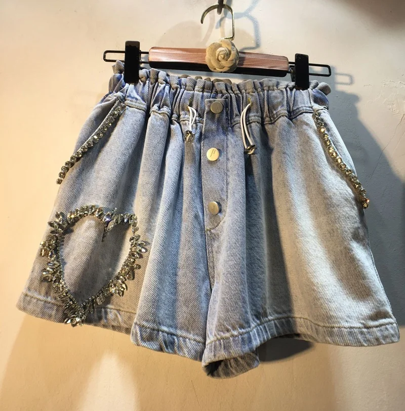 

2023 Spring Summer Women's Diamond Heart Love Pattern Jeans Short High Waist Loose Fit Elastic Wide Leg Denim Shorts Female