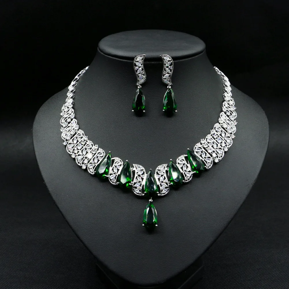 

Luxury Cubic Zirconia Big Crystal Water Drop Wedding Banquet Necklace Earrings Dubai African Bridal Party Costume Jewelry Sets