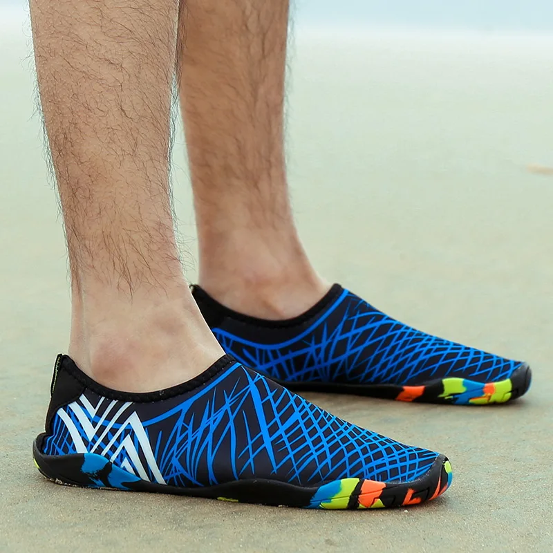 

Summer Hot Sale Cheap Blue Men's Water Shoes Slip-on Lightweight Aqua Shoes Men Swimming Beach Barefoot Shoes Women Size 35-46