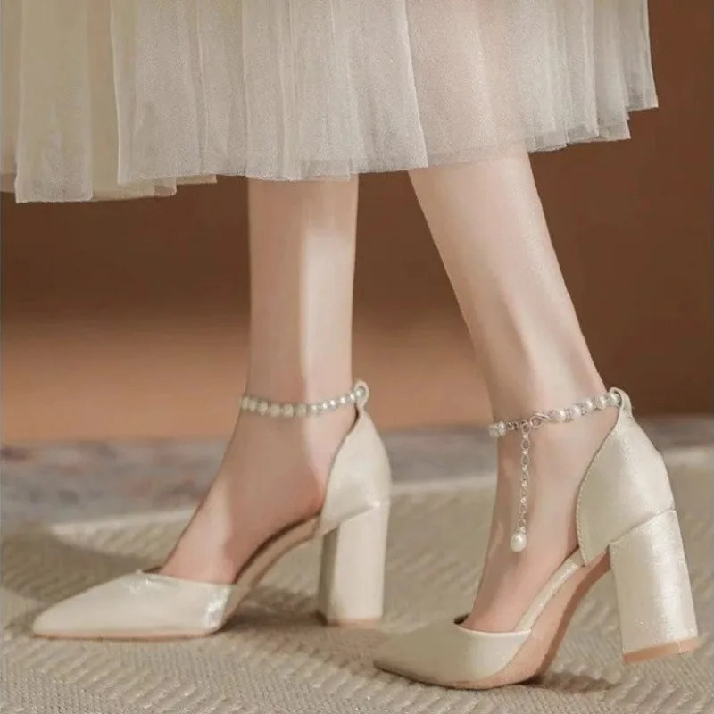 Elegant Chunky Heel Pointed Toe Hollow Pearls Buckle Satin Apricot All-match High Heel Shoes Women Party Weeding Pumps