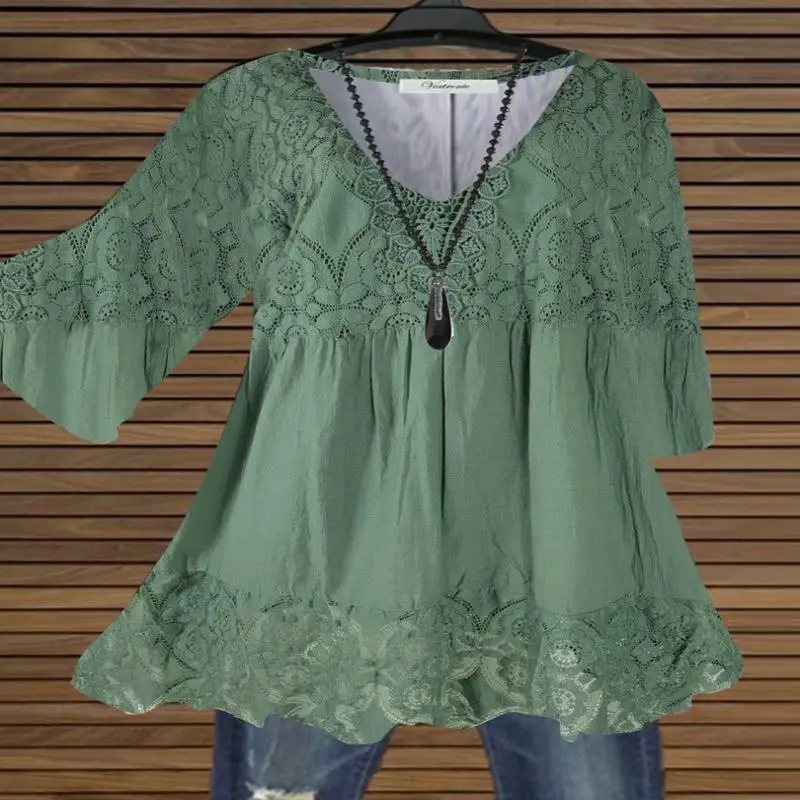 

Plus Size Women 3/4 Sleeve V-neck Printed Tops