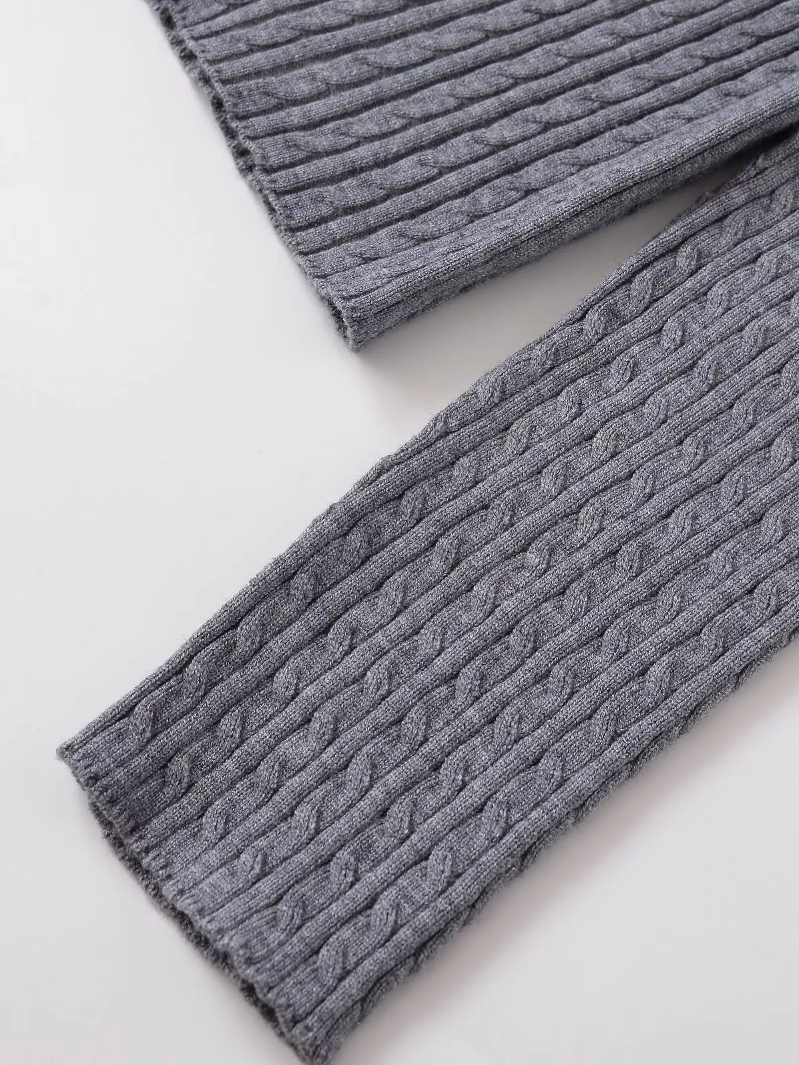 Women Autumn Winter Elegant Solid Short Knitted Sweater Female Turn-Down Collar Fashion Beaded Tops Lady Slimfit Cardigan Jacket