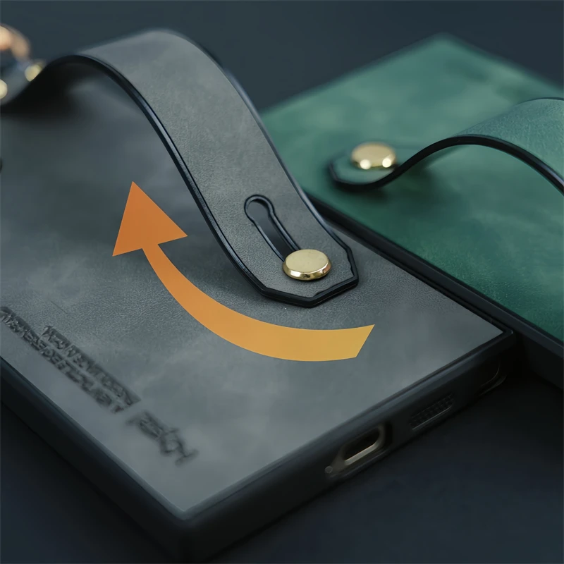 Luxurious Leather Sheepskin Wrist Phone Case