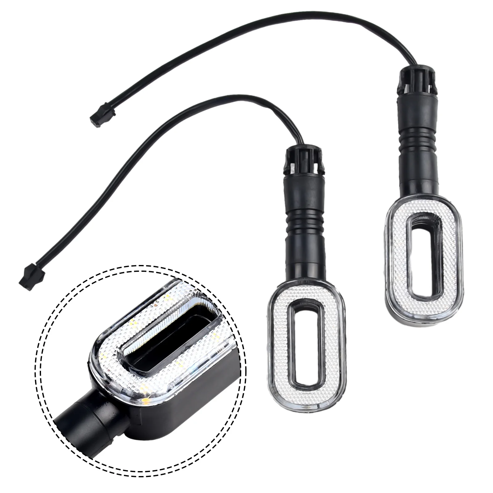 

Brand New Outdoor Garden Taillight Rear Rack Lamp Replacement Turn Signal Two Color 1 Pair 60x35MM Accessories