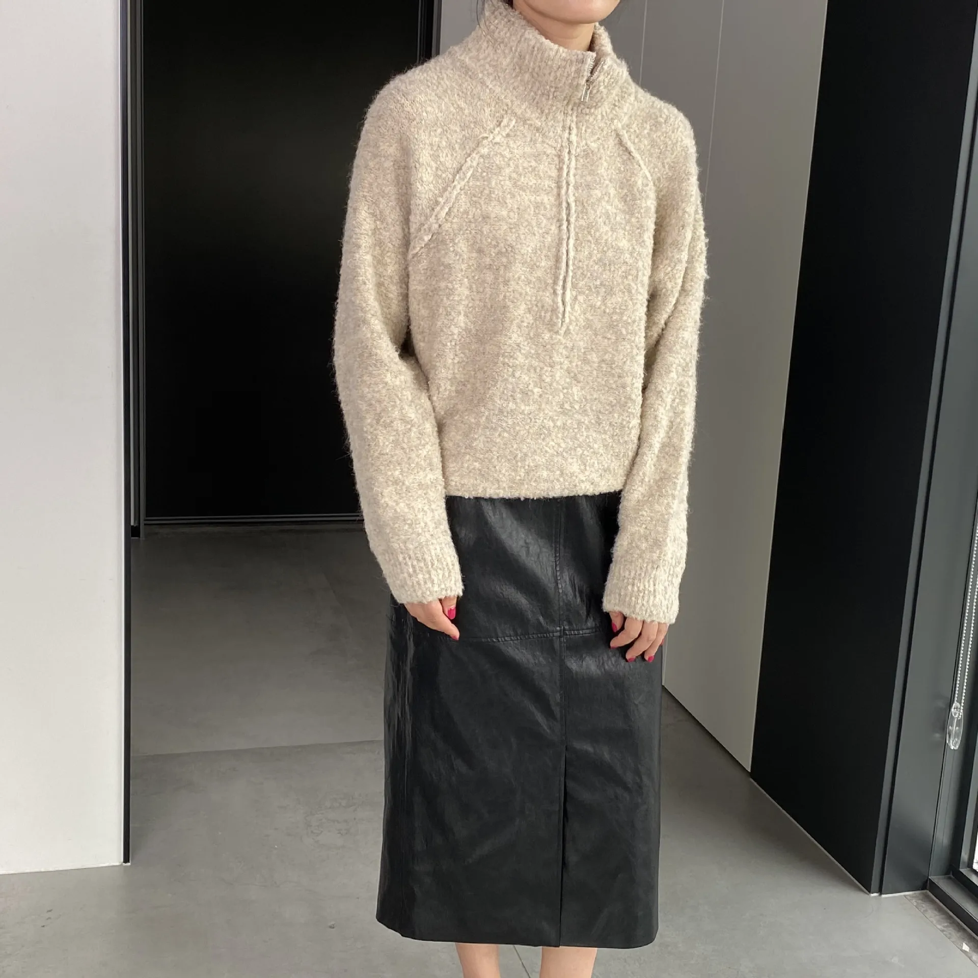 

Женский свободный свитер с воротником-поло и длинным рукавом, повседневный сплошной цвет, осень и зима