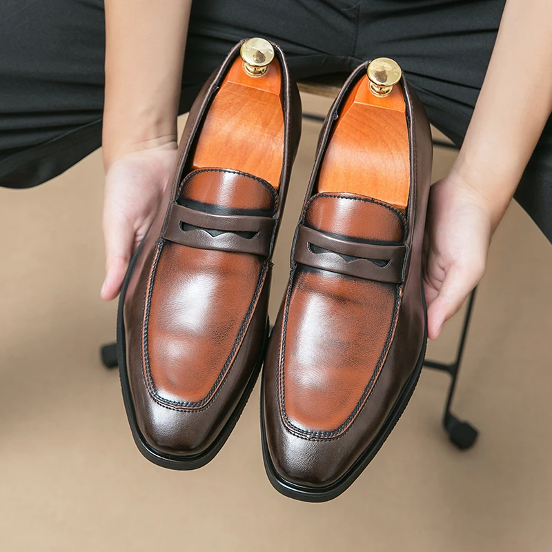 2024 Luxury Brand Black and White Color Block Casual Men's Skating Classic Style Thick Bottom High Quality Indian Leather Shoes 6