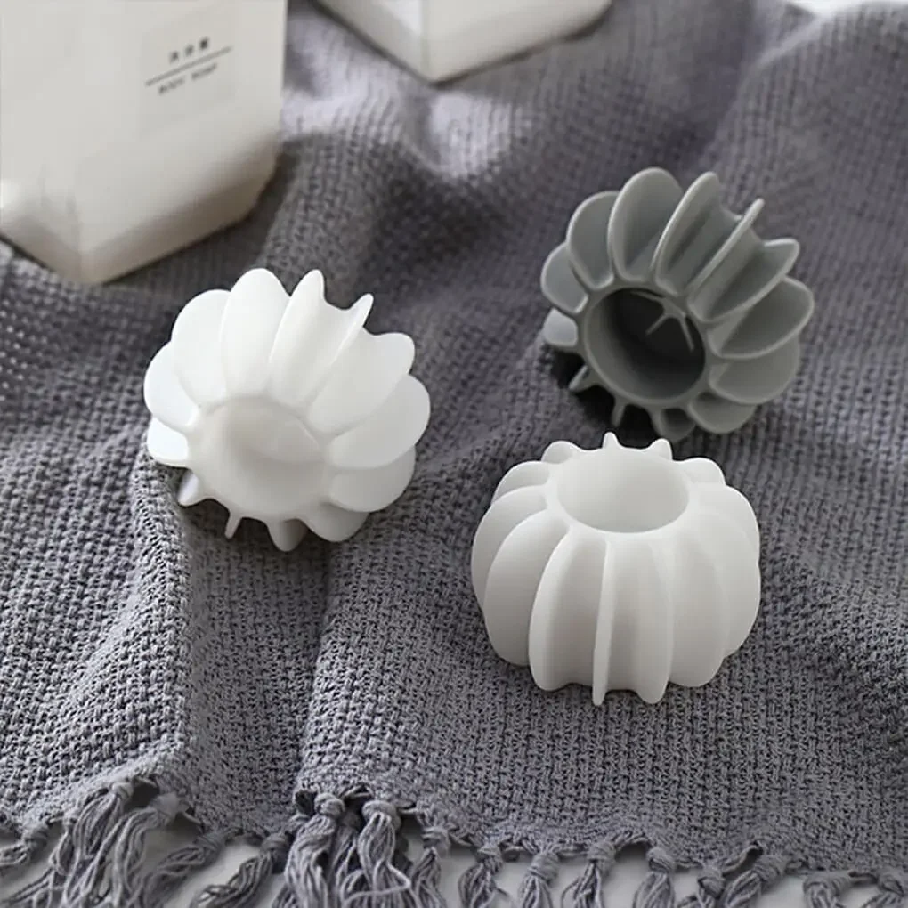 Silicone Laundry Ball Pet Hair Catcher Anti-tangle Remover