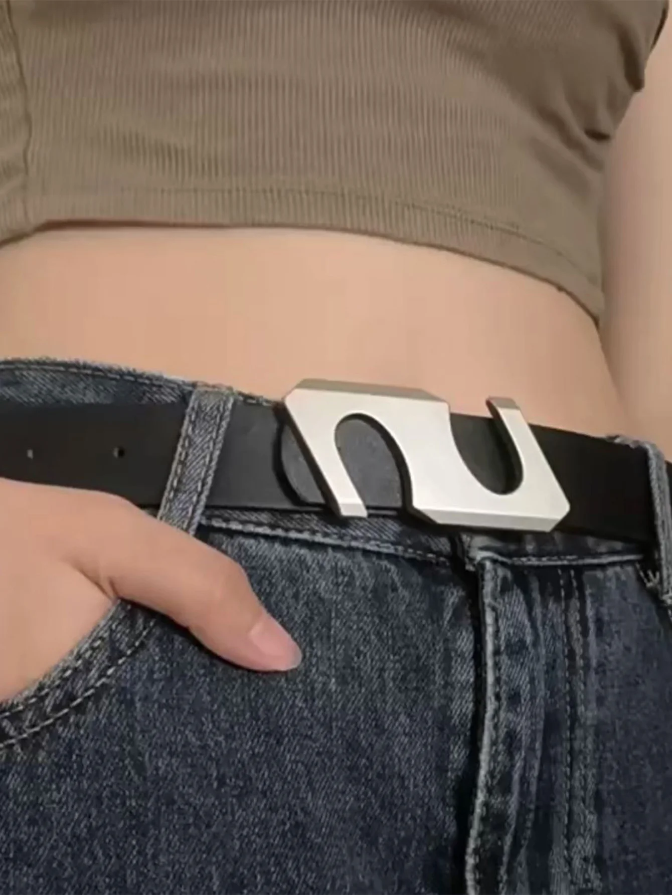 1-teiliger schwarzer Taillengürtel für Damen; einfaches und modisches Accessoire für Damenjeans; vielseitiger High-End-Gürtel im koreanischen Stil; ne