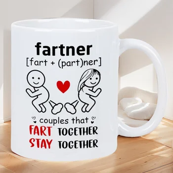 Tazza per coppie divertenti: regalo con definizione di Fartner per partner che scorrono insieme, tazza da caffè con relazione abbinata con matrimonio divertente 1