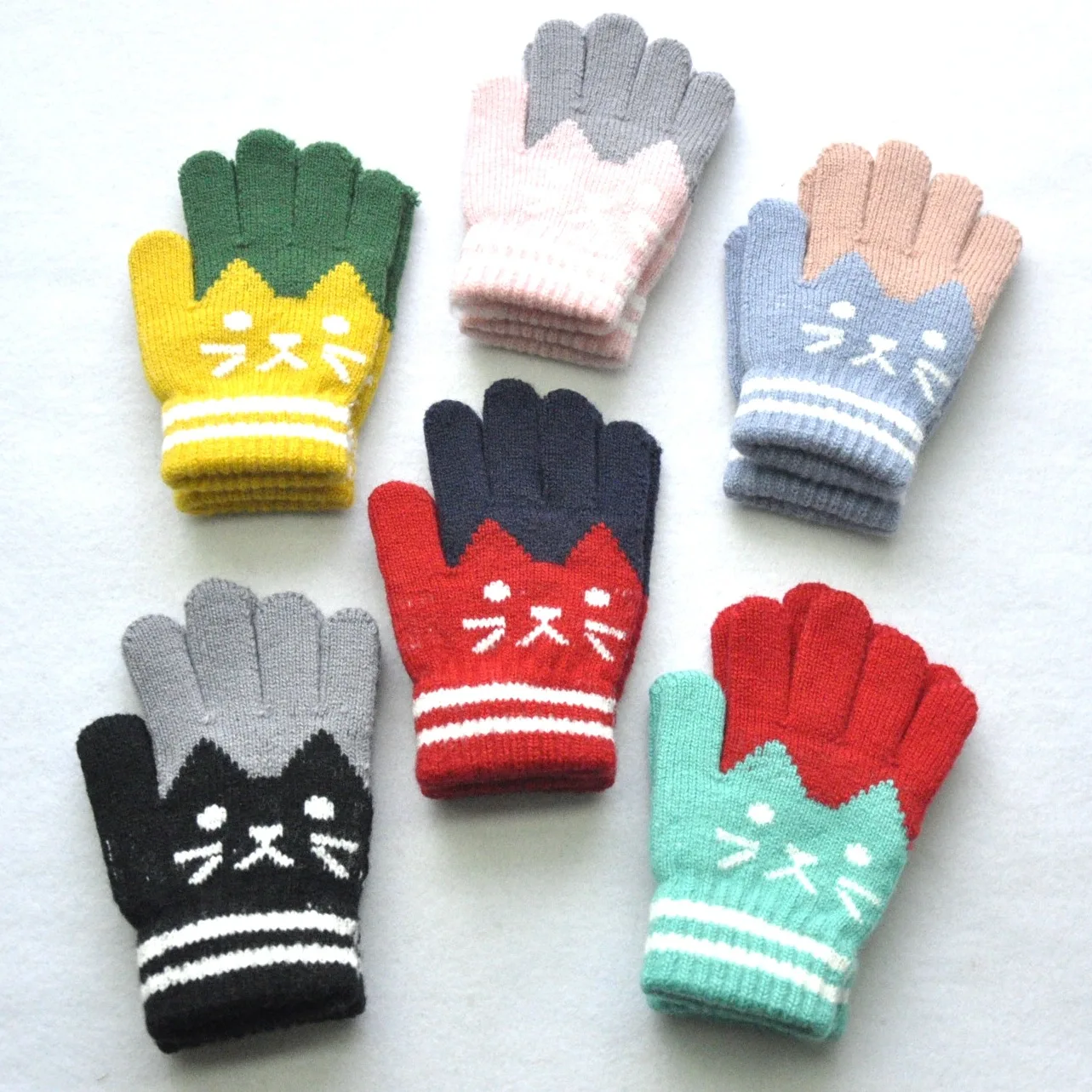 Cute Children Thickened Warm Gloves For Students 6-11Y Winter New Cat Knitted Mittens Outdoor Knitting Cycling Skiing Gloves 3
