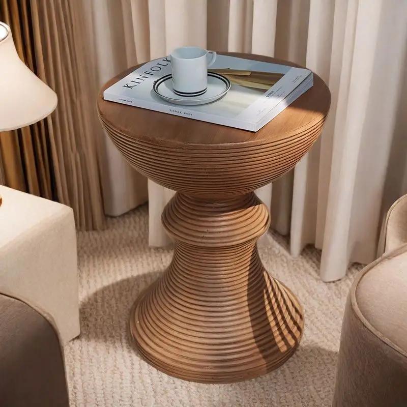 طاولة قهوة جانبية دائرية خشبية بتصميم شمالي عتيق،...