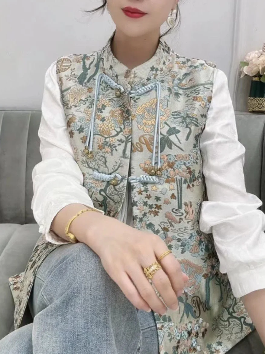 Women Cheongsam Waistcoat Chinese Sstyle Women's Embroidered Patchwork Vest Cheongsam Collar Buckle Lady Versatile Sleeveless Jacquard Vest Coat