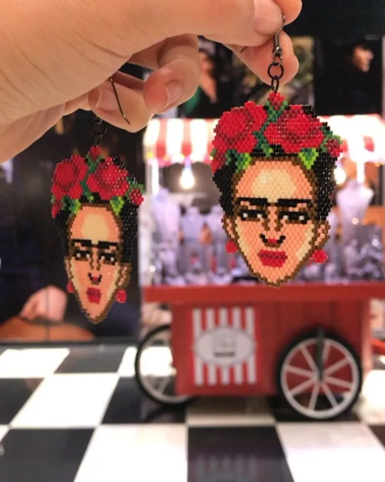 

Серьги с бахромой, модные плетеные вручную серьги с бусинами, голова Флориды, девушки, простые богемные серьги из сплава
