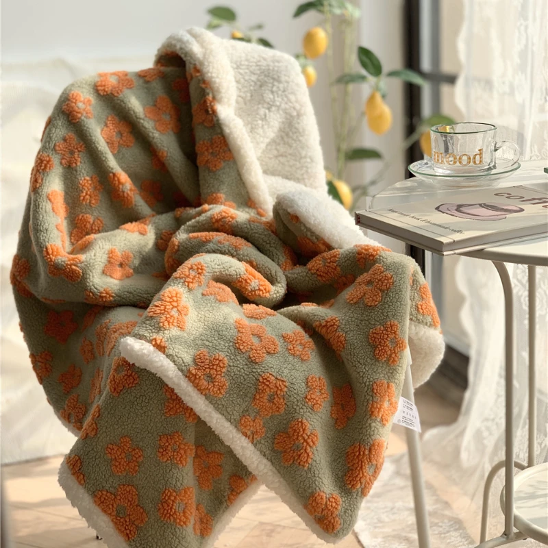 

Autumn Winter Flower Sofa Bed Blanket Warm Soft Thickened Jacquard Quilt Comforter Home Decoration Luxury Plush Throw Blankets