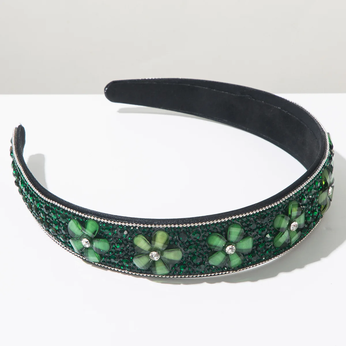 Neues Einfarbiges Stirnband für Frauen Modisches Kristallblumen-Vollstrass Barockes Haarband Trendiges Party- und Bankett-Haaraccessoire – Detail 13