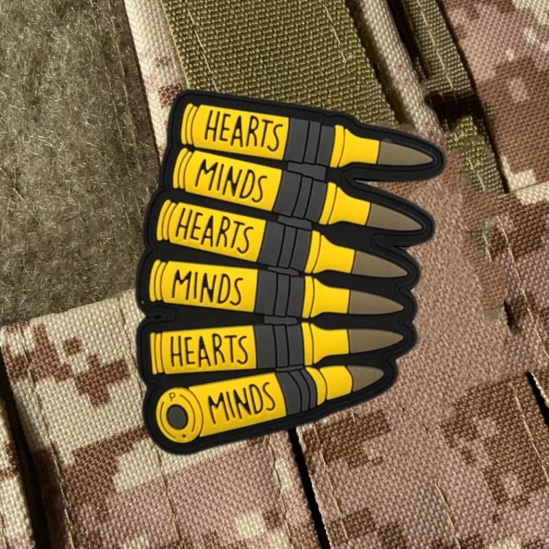 HEARTS MINDS Bullet Clip Taktischer PVC-Patch, militärische Moralabzeichen, Armband, Outdoor-Rucksack, Hut, Zubehör, Haken- und Schlaufenaufkleber