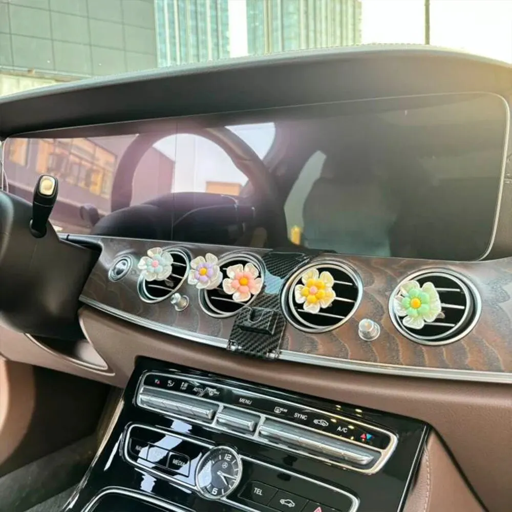 5PCS �Ϳ��� ������ �� ��� Ŭ�� ��ä�ο� �ڵ��� ���� û���� �Ʒθ� �׶��� �ڵ��� ���׸��� ��� �׼����� ũ�������� ����