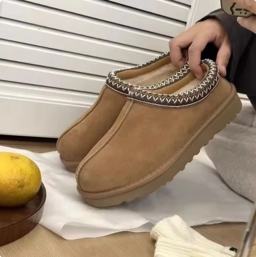 Женские ультра мини-зимние зимние ботинки, кожаные тапочки на плоской платформе с меховой подкладкой, классическая теплая обувь до щиколотки