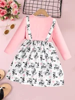 Une seule robe d'automne ludique et mignonne rose à col rond avec motifs imprimés 2