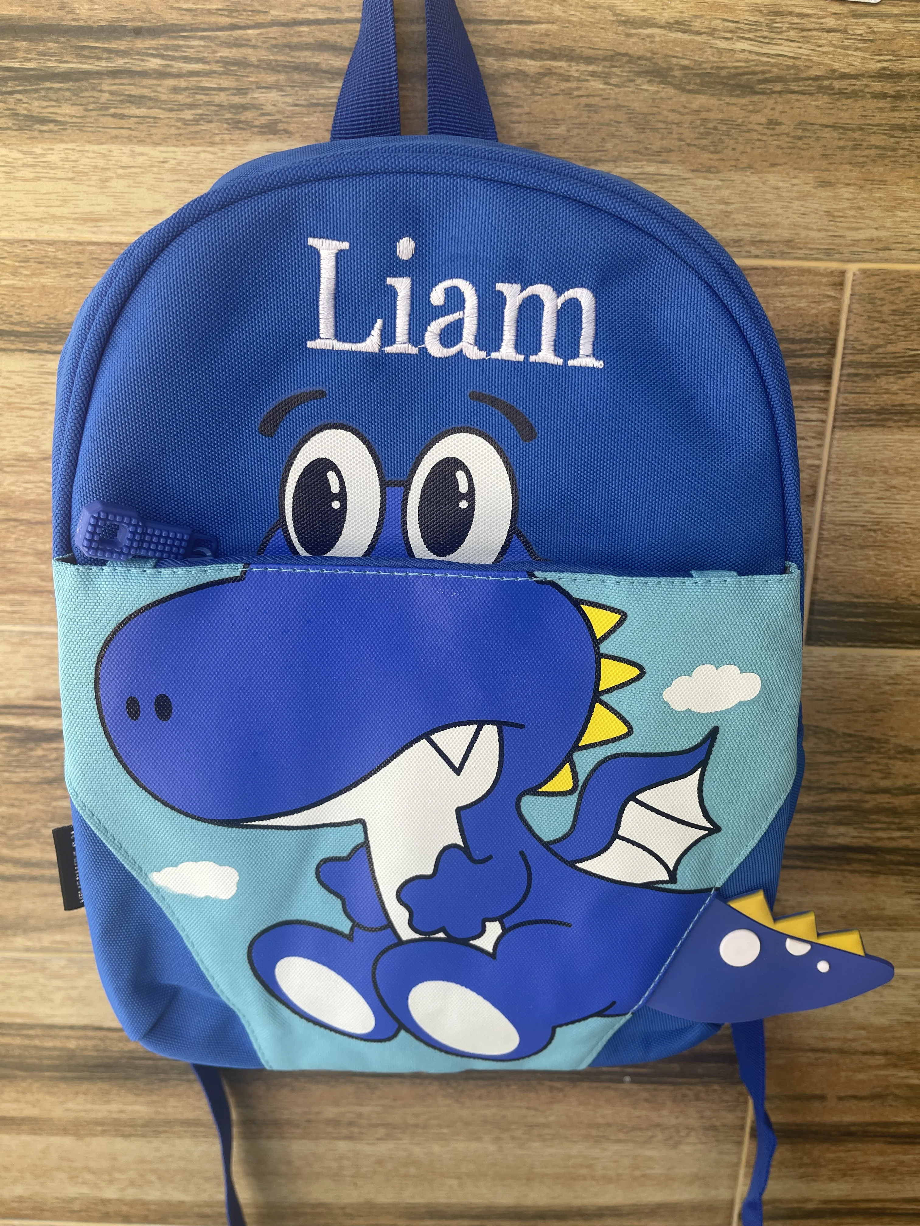 

Personalized Custom Of Kindergarten Children's Names Backpack Embroidered Cartoon Cute Dinosaur Baby Travel Backpack