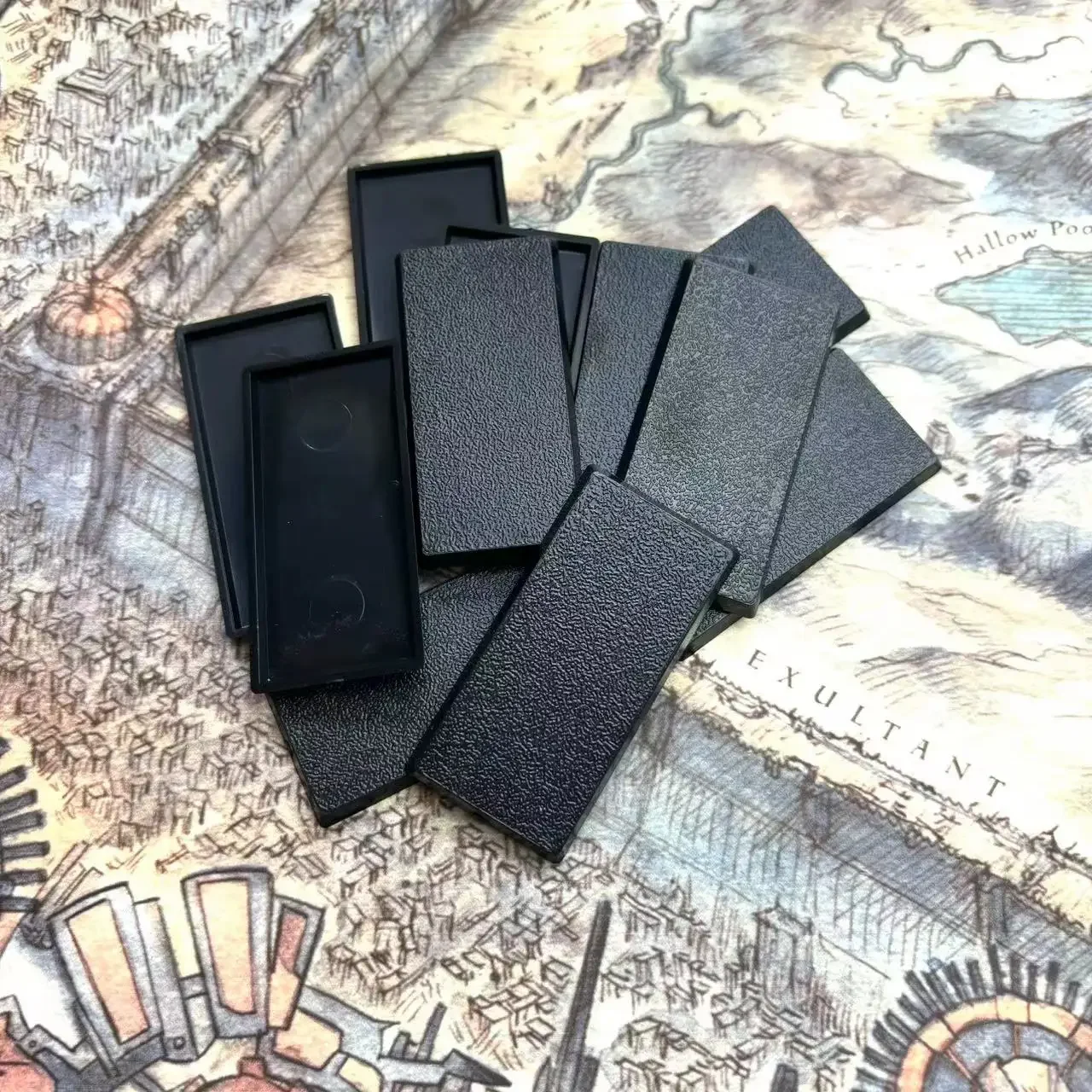 Plastic Round Bases Miniatures Base Plastic Bases 50x25mm Base for Wargames and BoarGame