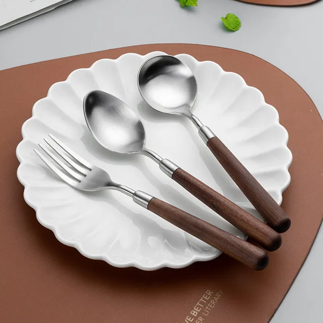 Jaswehome High-end Flatware Set: Combining Elegance and Functionality