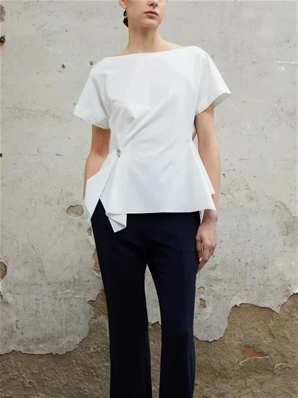 

Women's Irregular T-Shirt 2023 New Summer Slash Neck Fashion Versatile Casual Short Sleeve Tee