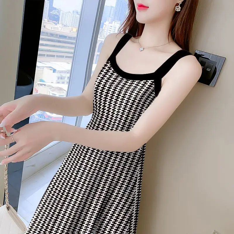 

2024 Summer Women Fashion Plaid Print Strap Sleeveless Beach Midi Dress Female Casual High Waist Slim Dresses Elegante Vestidos