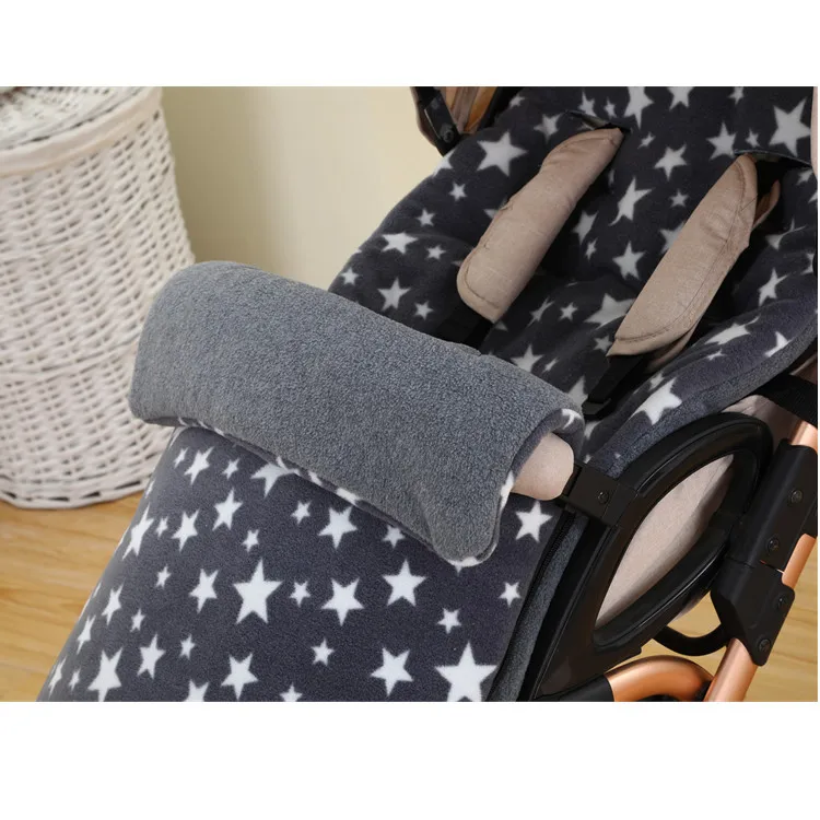 Hot Sale Baby Stroller/Buggy Sleeping Bag Infant Carriage Warm Socks Winter Windproof Foot Cover Anti-kick Shake Down Quilt Baby Strollers comfotable