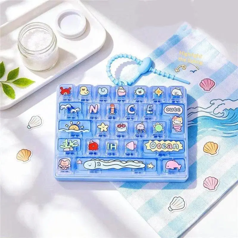 26-Tasten-Keyboard-Tastenkappen-Clicker Fidget-Tastenkappen Anti-Stress-Schlüsselanhänger Niedlicher Clicker-Schlüsselanhänger Taschenanhänger 1 Stück