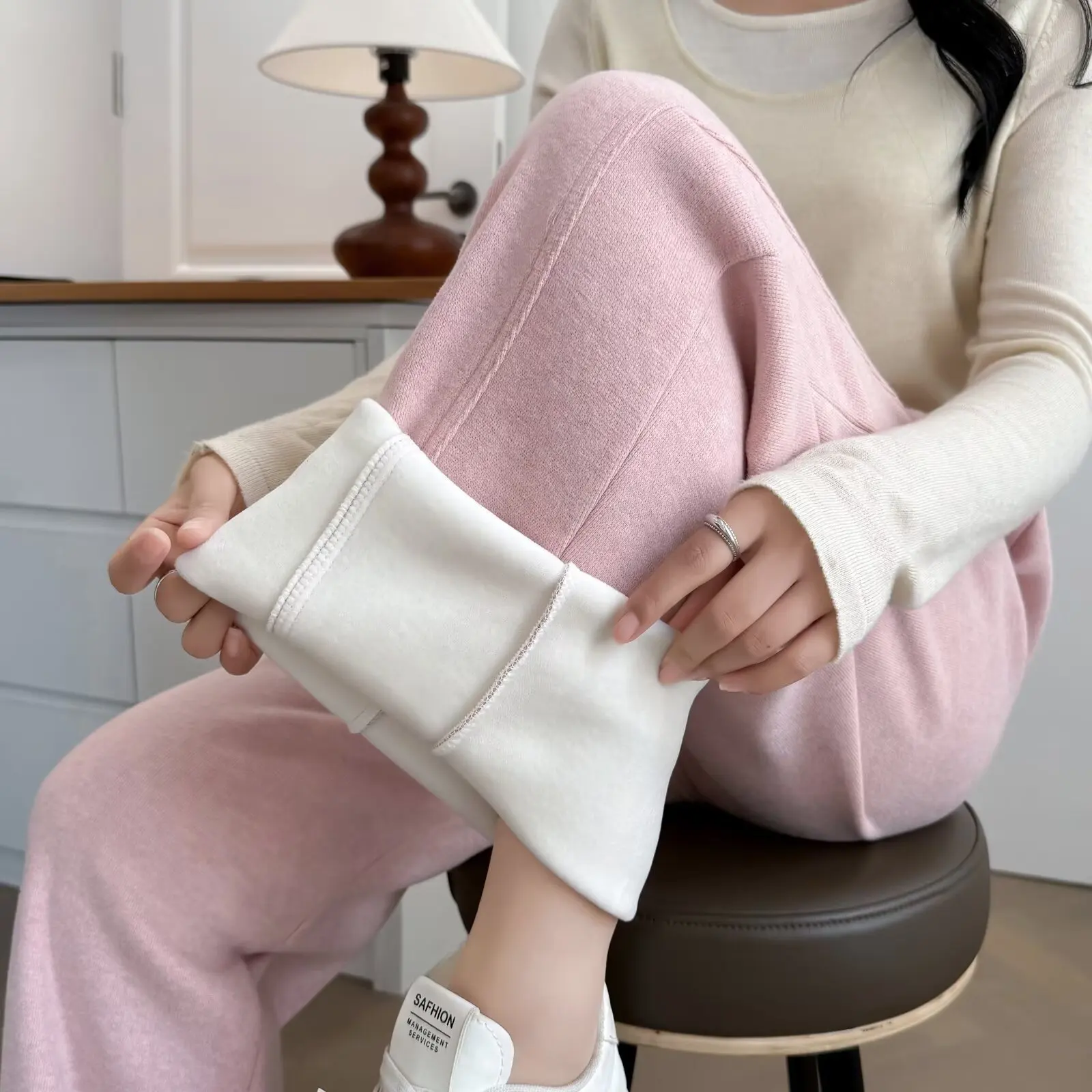 New Winter Style Elegant Fleece Warm Casual Banana Trousers XXXXL Fashion Plus Size Women's Straight Leg Pants 998
