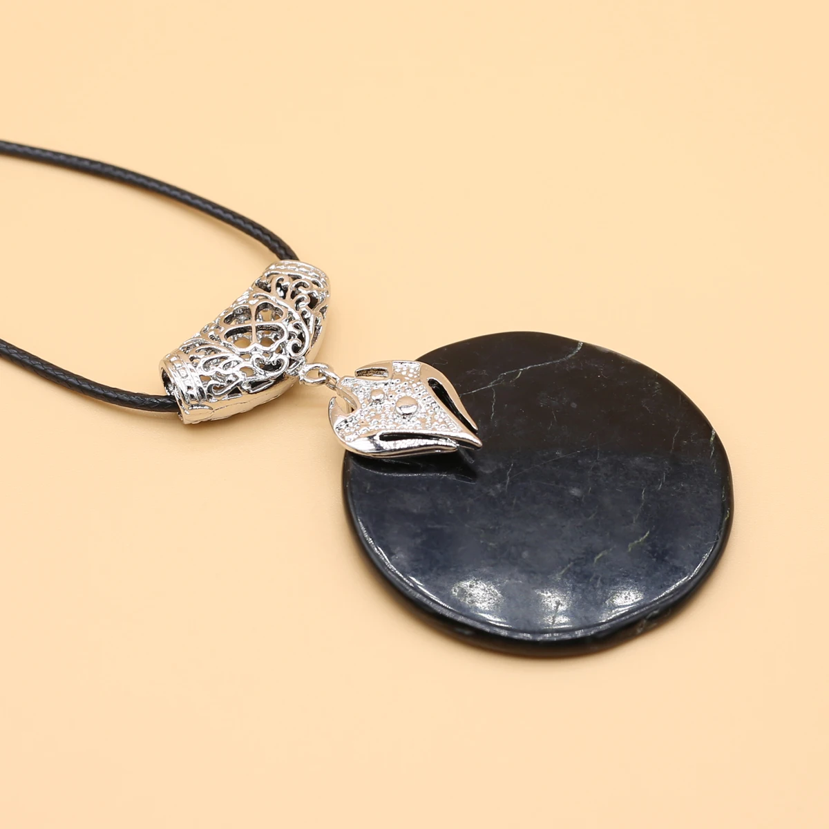 Vintage Natural Black Agate Natural Stone Pendant Round Fashion High Quality Women Necklace Collar Jewelry 2