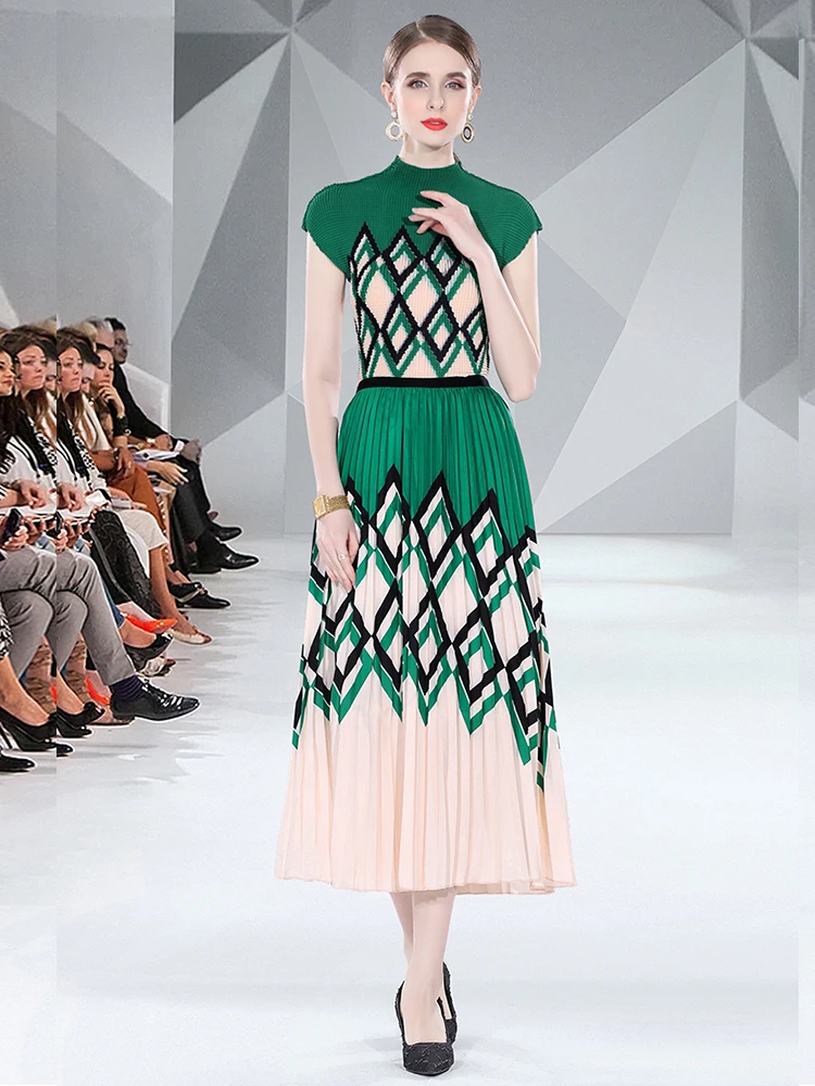 

Runway Summer 2 Piece Skirts Set Women High Collar Geometric Printing Shirt Tops + A-Line Pleated Long Skirt Suit Female Clothes