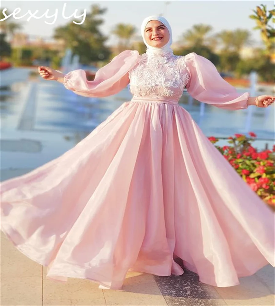 

Beautiful Pink Muslim Prom Dress 2024 High Neck Long Sleeve Lace Saudi Arabic Dubai Evening Dresses Kaftan Moroccan Formal Party