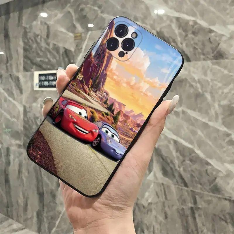 thumbnail image 1 of Funda de teléfono Disney Cars Lightning McQueen para iPhone 8 7 6 6S Plus X SE 2020 XR XS 14 11 12 13 Mini Pro Max Funda para móvil, 1 of 5